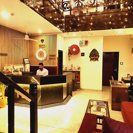 Hotel Vrs Inns Chandīgarh Extérieur photo