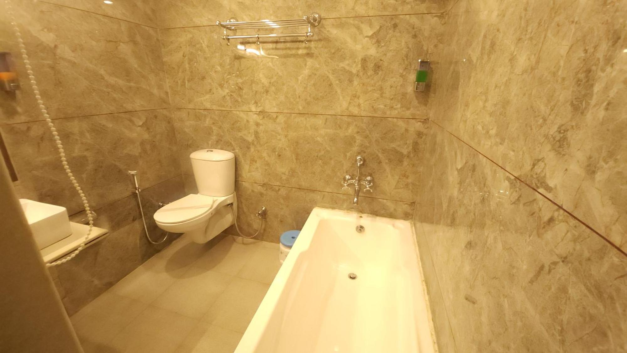 Hotel Vrs Inns Chandīgarh Extérieur photo